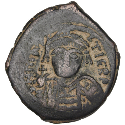 Monedă, 
  
  Maurice Tiberius, 
  
  Follis